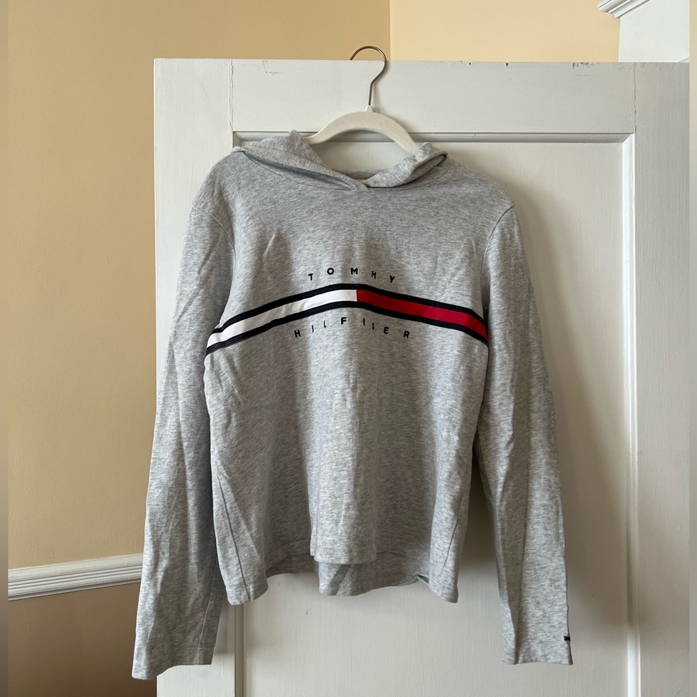 Tommy Hilfiger longsleeve with hood